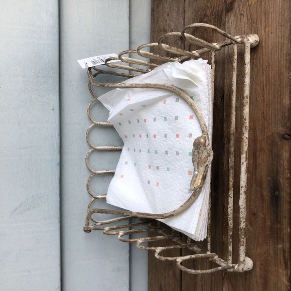 Cottage Chic Napkin Holder with Bird - Picture 3 of 4